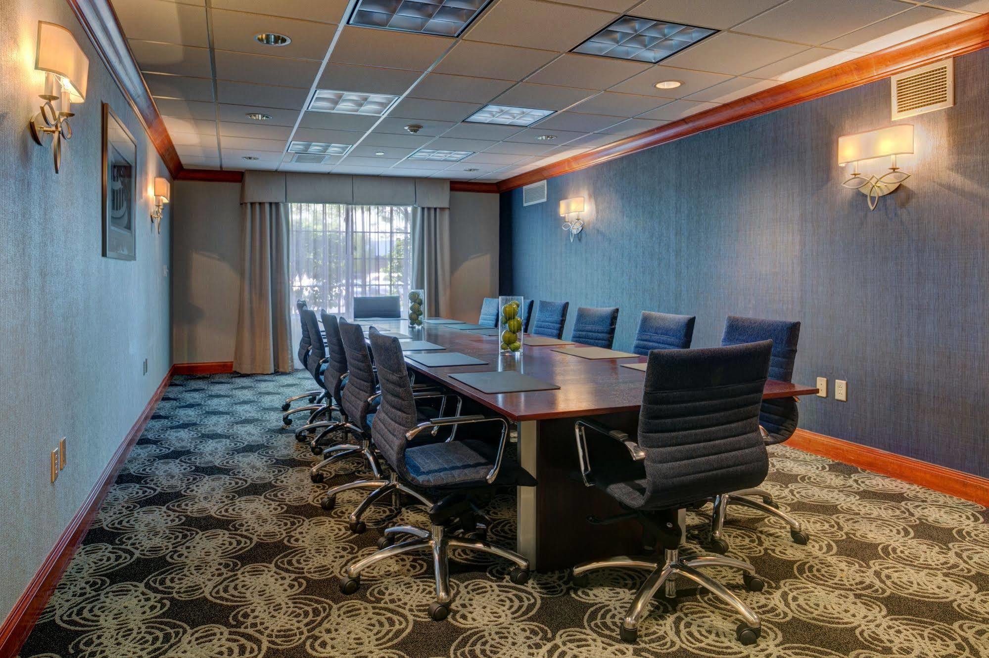 Holiday Inn Milwaukee Airport By Ihg Luaran gambar
